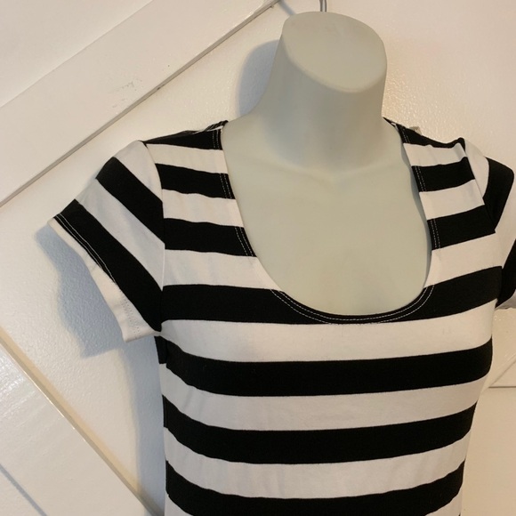 Emma & Sam Striped Mini Cutout Bodycon Dress Sz S - Picture 3 of 7